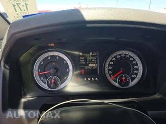 2014 Ram 1500 SLT Extended Cab Medium Bed – miniatura 9