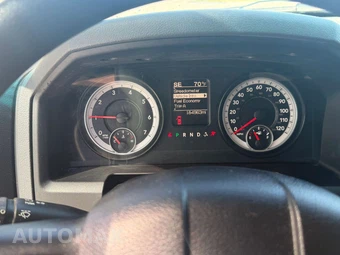 2014 Ram 1500 SLT Extended Cab Medium Bed - miniatura 13
