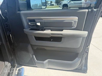 2014 Ram 1500 SLT Extended Cab Medium Bed - miniatura 15