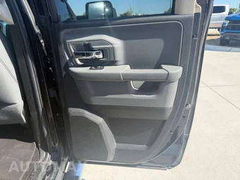 2014 Ram 1500 SLT Extended Cab Medium Bed - miniatura 9