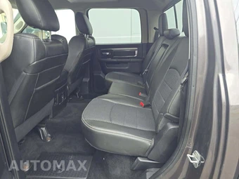 2014 Ram 1500 Sport Crew Cab Medium Bed - miniatura 13