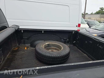 2014 Ram 1500 Sport Crew Cab Medium Bed - miniatura 14