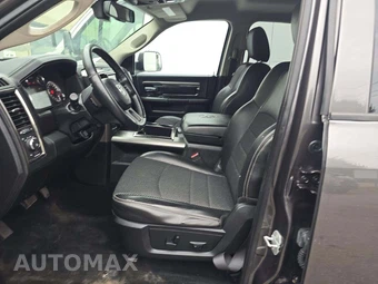 2014 Ram 1500 Sport Crew Cab Medium Bed - miniatura 6