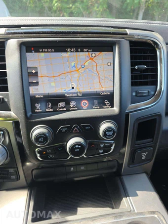 2014 Ram 1500 Sport Crew Cab Short Bed – miniatura 10