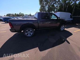 2014 Ram 1500 Sport Crew Cab Short Bed – miniatura 4