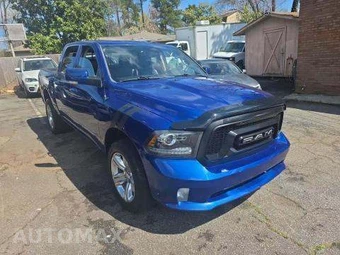 2014 Ram 1500 Sport Crew Cab Short Bed - miniatura 4