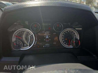 2014 Ram 1500 Sport Crew Cab Short Bed - miniatura 9