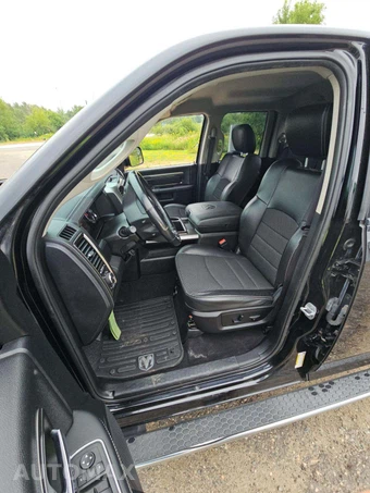 2014 Ram 1500 Sport Extended Cab Medium Bed - miniatura 3