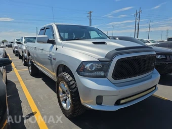 2014 Ram 1500 Sport Extended Cab Medium Bed – miniatura 3