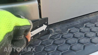 2014 Ram 1500 Sport Extended Cab Medium Bed – miniatura 36