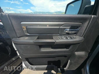 2014 Ram 1500 Sport Extended Cab Medium Bed – miniatura 9