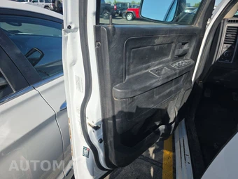 2014 Ram 1500 ST Crew Cab Medium Bed – miniatura 9