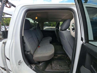 2014 Ram 1500 ST Crew Cab Medium Bed - miniatura 16