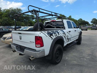 2014 Ram 1500 ST Crew Cab Medium Bed - miniatura 3