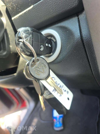 2014 Ram 1500 ST Crew Cab Short Bed - miniatura 8