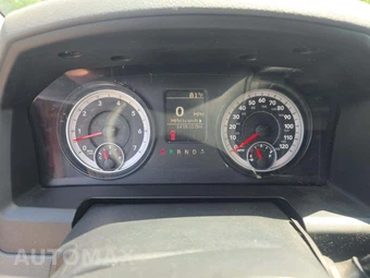 2014 Ram 1500 ST Crew Cab Short Bed - miniatura 9