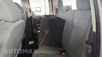 2014 Ram 1500 ST Extended Cab Medium Bed – miniatura 31