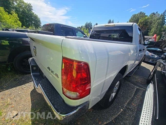 2014 Ram 1500 ST Extended Cab Medium Bed – miniatura 3