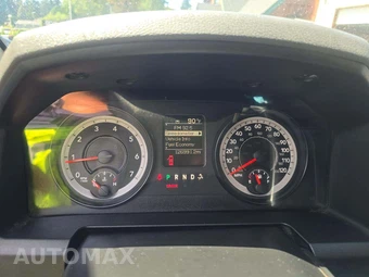 2014 Ram 1500 ST Extended Cab Medium Bed – miniatura 8
