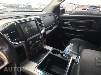 2014 Ram 2500 Laramie Crew Cab Medium Bed – miniatura 11