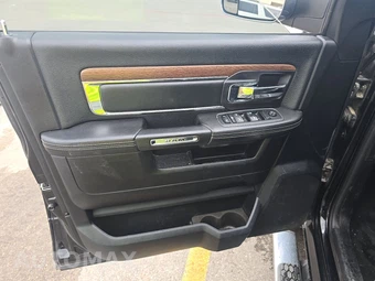 2014 Ram 2500 Laramie Crew Cab Medium Bed – miniatura 9