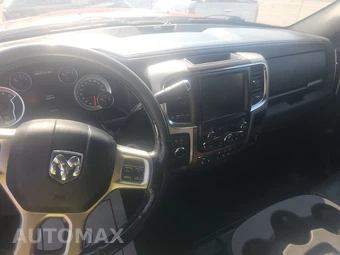 2014 Ram 2500 Laramie Crew Cab Medium Bed - miniatura 11