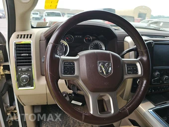 2014 Ram 2500 Laramie Crew Cab Medium Bed - miniatura 10