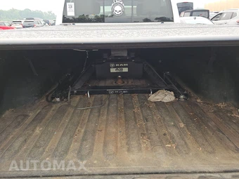 2014 Ram 2500 Laramie Crew Cab Medium Bed - miniatura 16