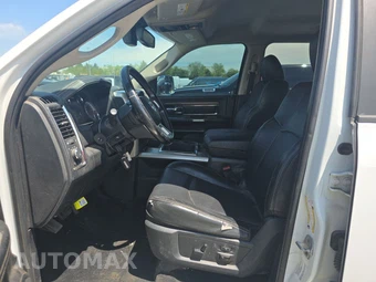 2014 Ram 2500 Laramie Crew Cab Medium Bed - miniatura 7