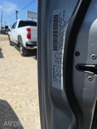 2014 Ram 2500 Laramie Limited Crew Cab Medium Bed - miniatura 14