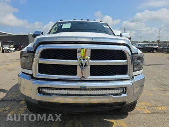 2014 Ram 2500 SLT Crew Cab Medium Bed – miniatura 2