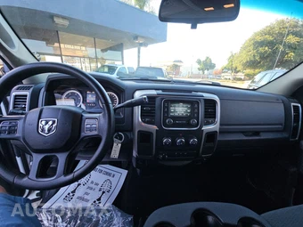 2014 Ram 2500 SLT Crew Cab Medium Bed - miniatura 11