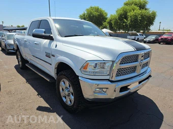2014 Ram 3500 Laramie Crew Cab Medium Bed - miniatura 4