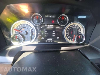 2014 Ram 3500 Laramie Crew Cab Medium Bed - miniatura 9