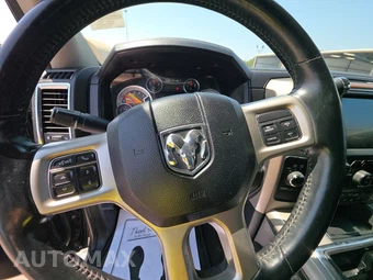 2014 Ram 3500 Laramie Crew Cab Medium Bed - miniatura 10