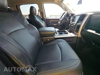 2014 Ram 3500 Laramie Crew Cab Medium Bed - miniatura 8
