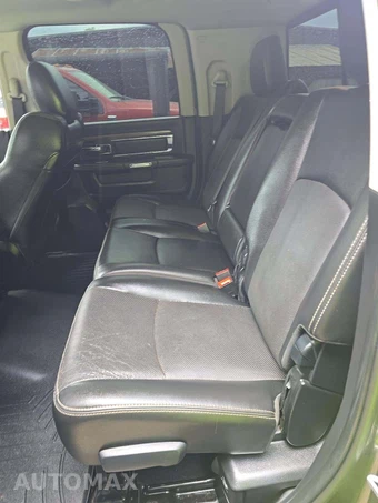 2014 Ram 3500 Laramie Extended Crew Cab Medium Bed DRW - miniatura 13