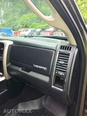 2014 Ram 3500 Laramie Extended Crew Cab Medium Bed DRW - miniatura 18