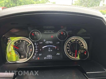 2014 Ram 3500 Laramie Extended Crew Cab Medium Bed DRW - miniatura 9