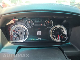 2014 Ram 3500 Laramie Extended Crew Cab Medium Bed DRW - miniatura 12