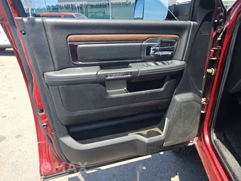 2014 Ram 3500 Laramie Extended Crew Cab Medium Bed DRW - miniatura 9