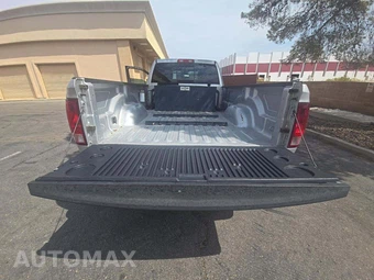 2014 Ram 3500 SLT Crew Cab Long Bed - miniatura 11