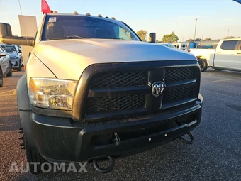 2014 Ram 4500 Cab Chassis Tradesman Regular Cab DRW - miniatura 2