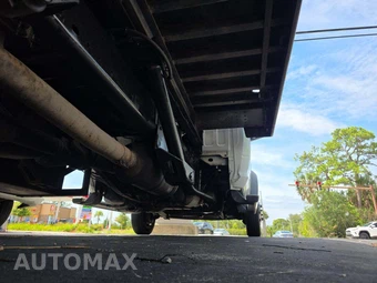 2014 Ram 5500 Cab Chassis SLT Regular Cab DRW - miniatura 14