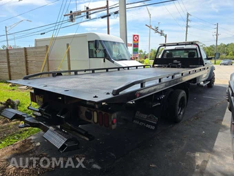 2014 Ram 5500 Cab Chassis SLT Regular Cab DRW - miniatura 3