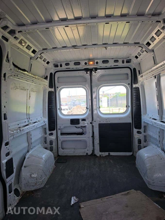 2014 Ram ProMaster 2500 Cargo Van High Roof 136.0" WB – miniatura 13