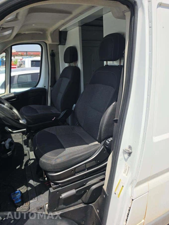 2014 Ram ProMaster 2500 Cargo Van High Roof 136.0" WB – miniatura 6
