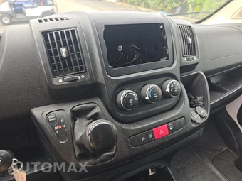 2014 Ram ProMaster 3500 Cargo Van High Roof 159.0" WB - miniatura 11