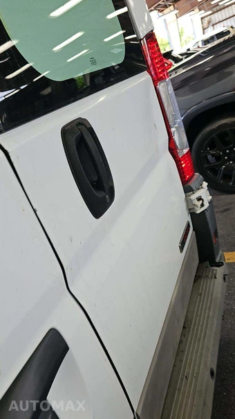2014 Ram ProMaster 3500 Cargo Van High Roof 159.0" WB - miniatura 31