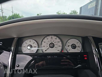 2014 Rolls-Royce Ghost – miniatura 9